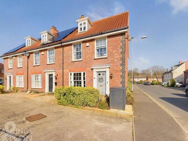 House for sale in East Bank, Norfolk