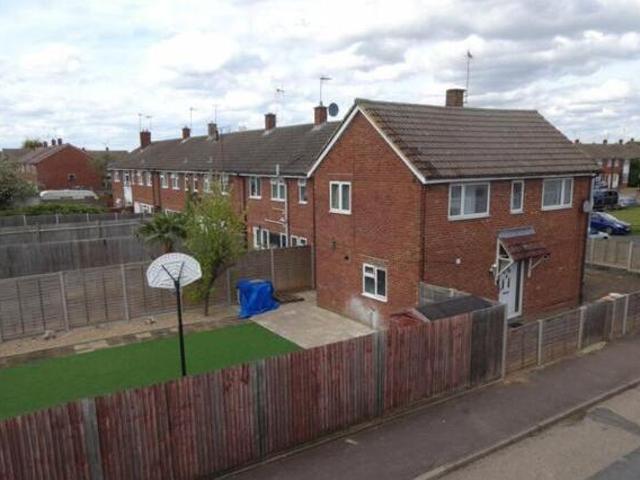 House for sale in Dunstable, Bedfordshire