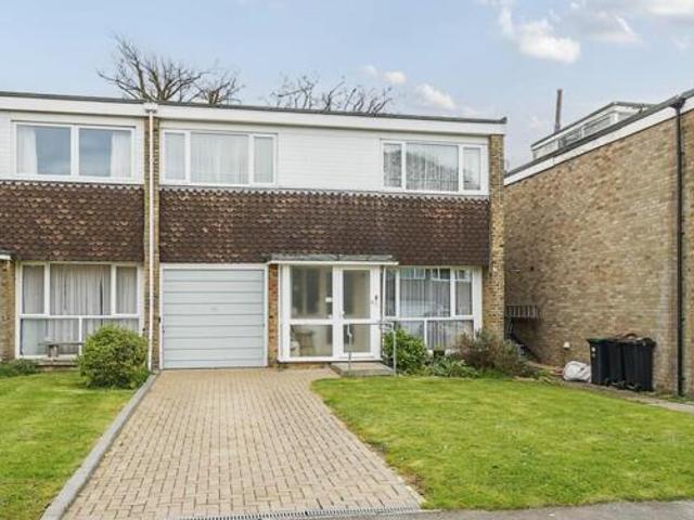 House for sale in Spring Vale, Hampshire