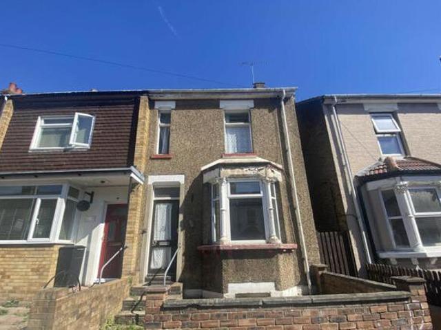 House for sale in Brompton, Gillingham