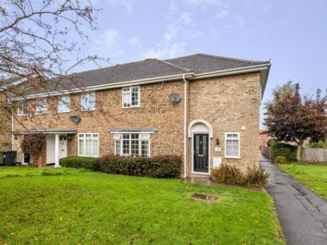 House for sale in Worplesdon, Guildford