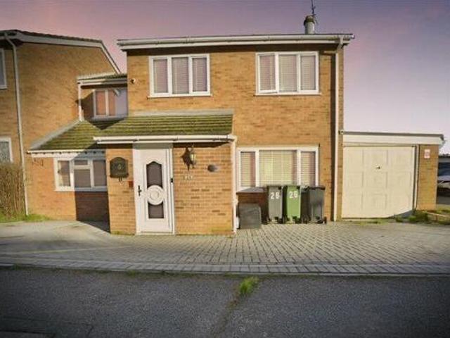 House for sale in Chipping Hill, Essex