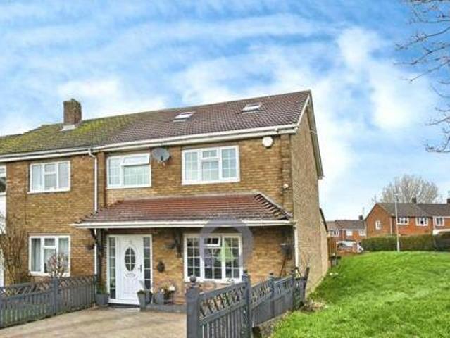 House for sale in Pouchen End, Hertfordshire