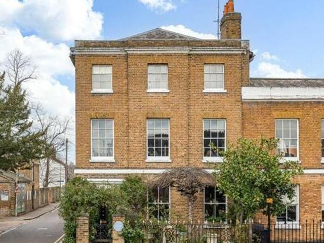 House for sale in Hertford, Colliers End