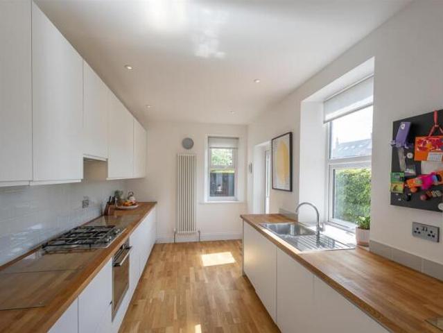 Cottage for sale in Jesmond, Tyne And Wear
