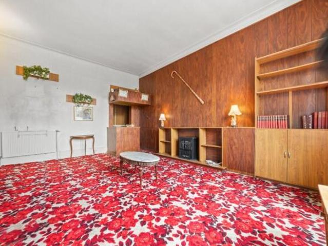 Cottage for sale in Ibrox, Scotland