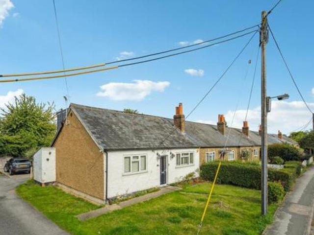 House for sale in Iver, Richings Park