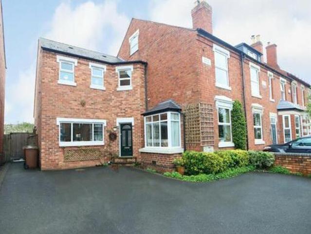 House for sale in Foxholes, Rushock