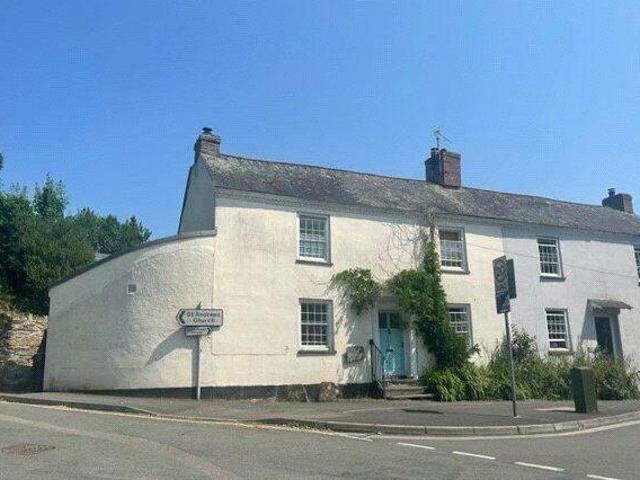 House for sale in Strode, Devon