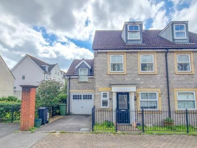 House for sale in Lyons, Greater London