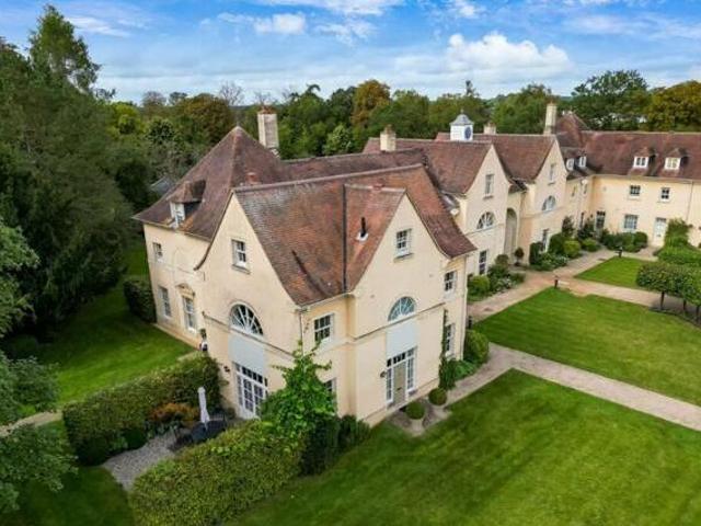 House for sale in Fossebridge, Gloucestershire
