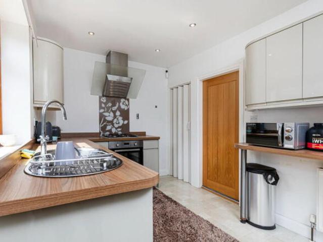 Cottage for sale in Huddersfield, West Yorkshire