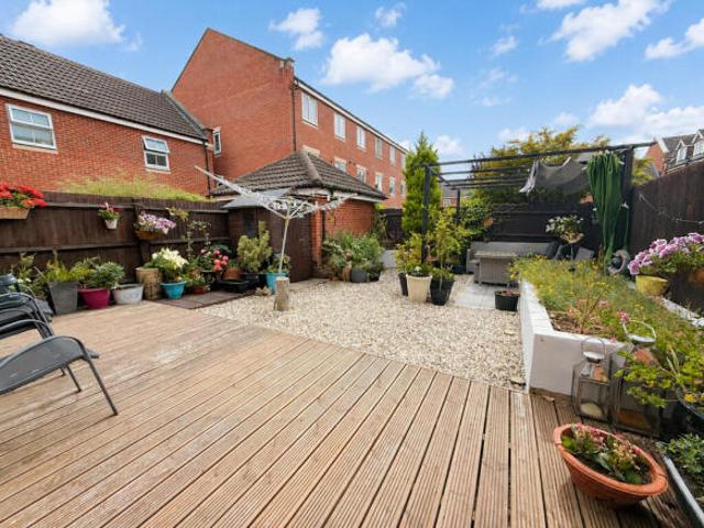 Cottage for sale in Swindon