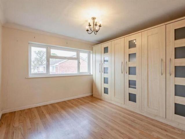 Cottage for sale in Midway, Kent
