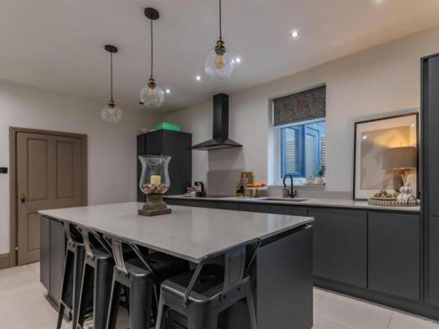 Cottage for sale in Roath, Cardiff