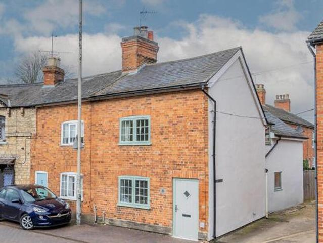 House for sale in Newport Pagnell