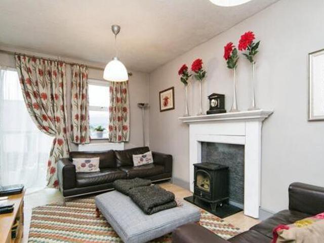 House for sale in Penrhyndeudraeth, Wales