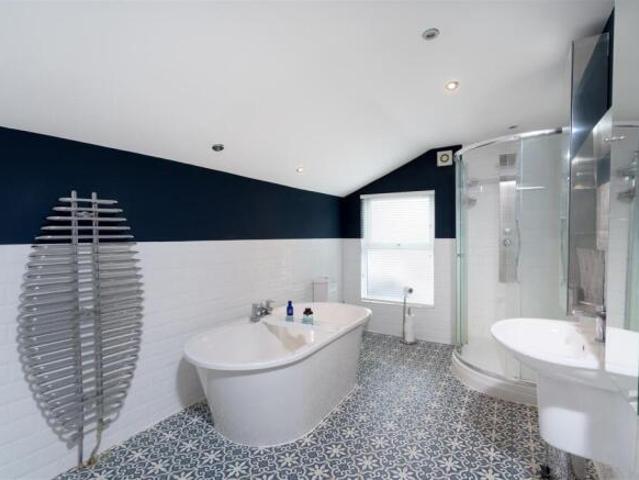 Cottage for sale in Boston Spa, West Yorkshire