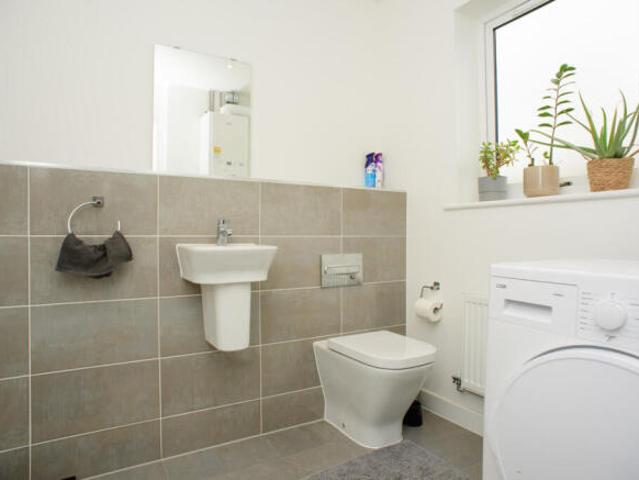 Cottage for sale in Monks Orchard, Kent