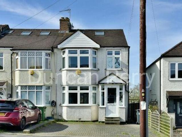 House for sale in Potters Bar, Hertsmere