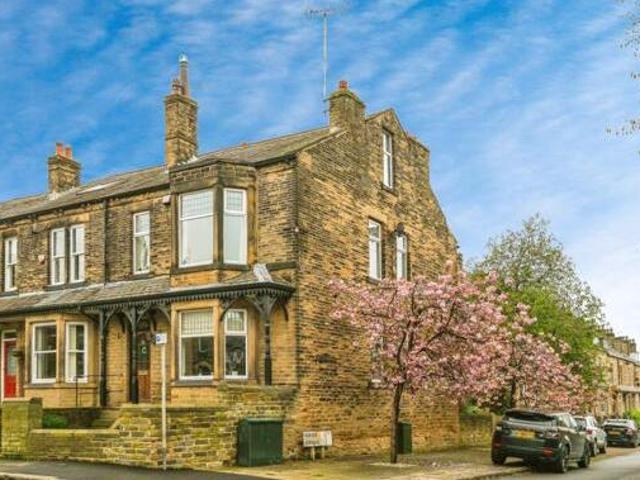 House for sale in Pudsey, West Yorkshire