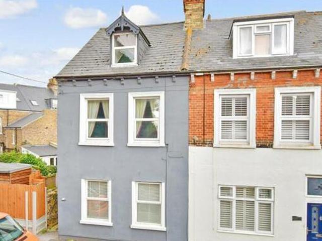 House for sale in West Cliff, Acol