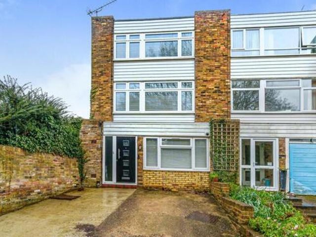 House for sale in Batchworth