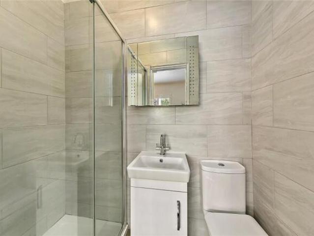 Cottage for sale in Teddington, Greater London