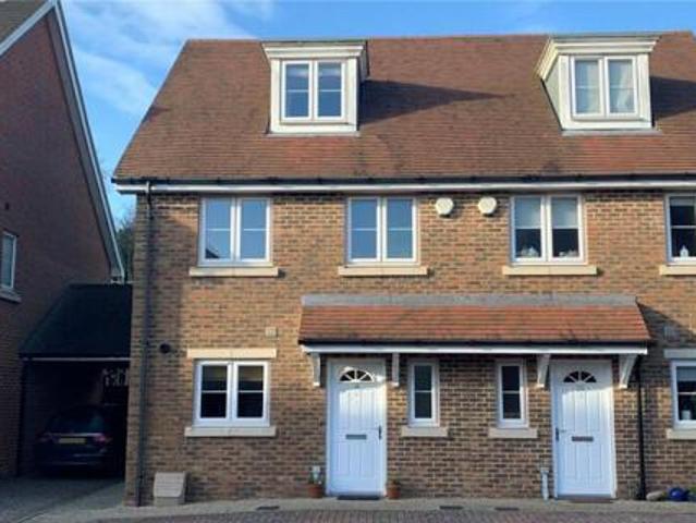 House for sale in Surrey