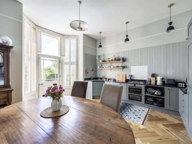 Townhouse for sale in Ewens Farm, Golden Valley