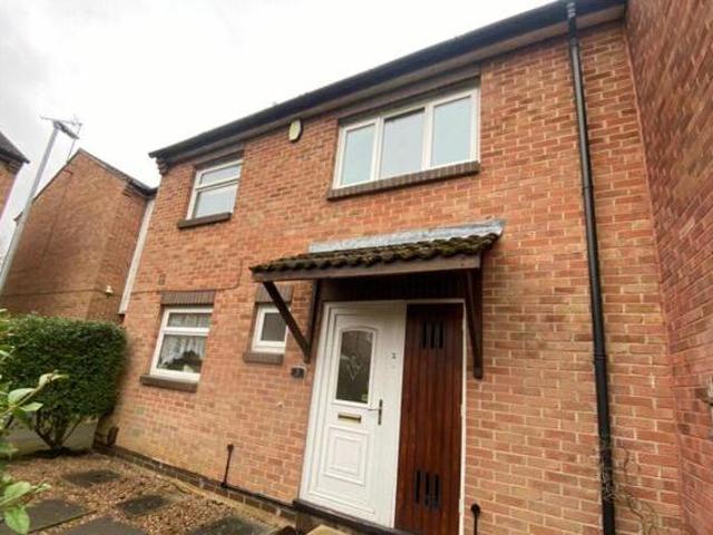 House for sale in Northampton, Northamptonshire