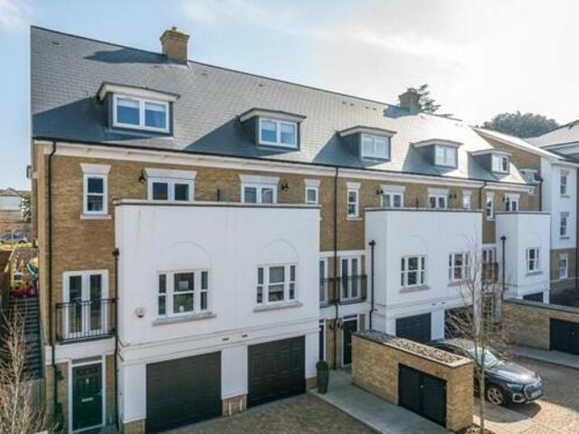 House for sale in St James, Sandown Park