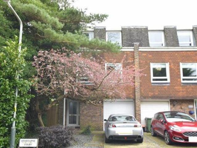 House for sale in Sandown Park, Kent