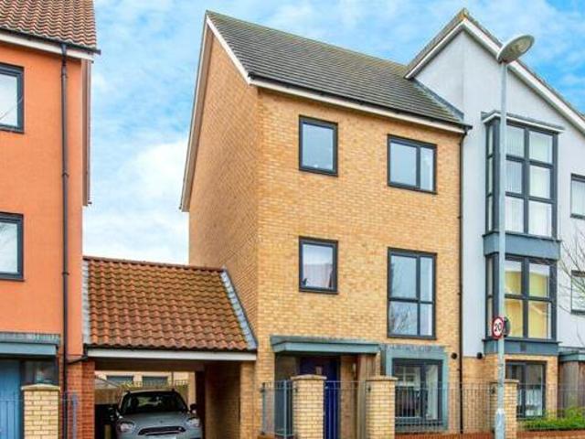 House for sale in Lyons, Greater London