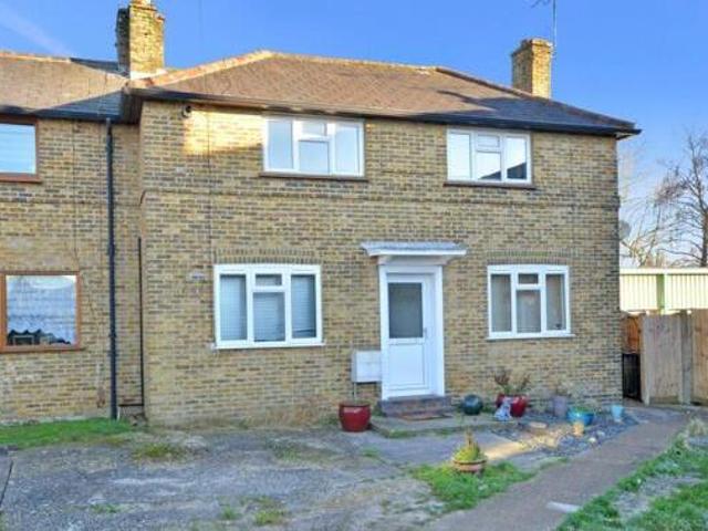 House for sale in Willesborough, Bridgefield