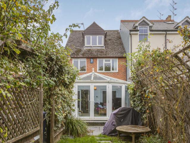 Cottage for sale