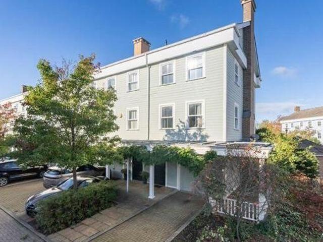 House for sale in Surrey