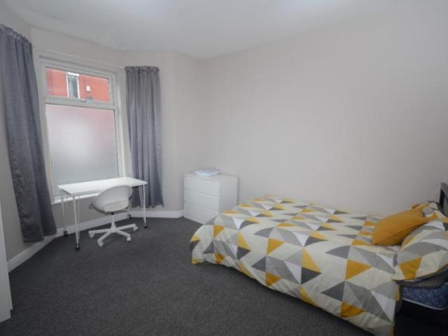 House for rent in Georgia, Greater Manchester