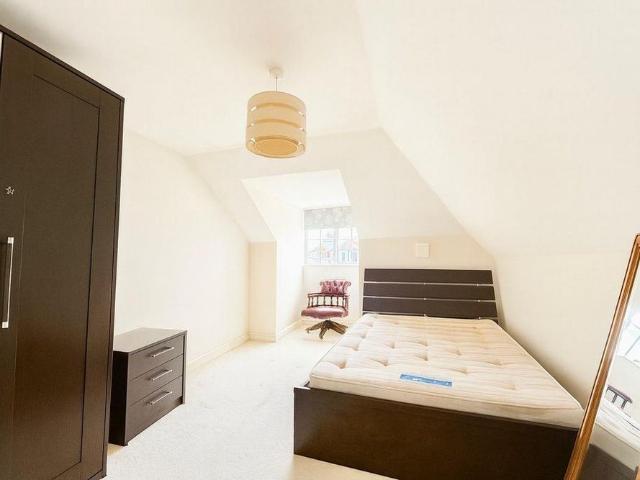 House for rent in Epsom, Epsom and Ewell