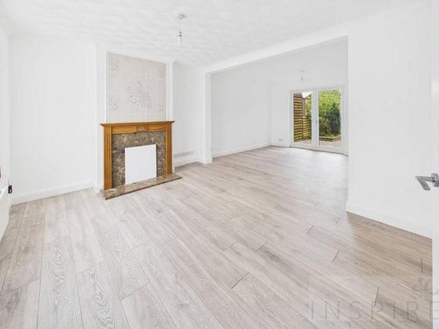 House for rent in Langley Green, Glynde