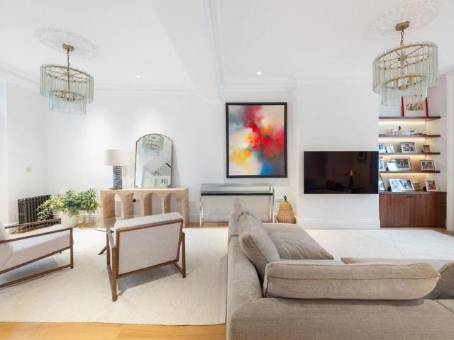House for rent in Chelsea, Greater London