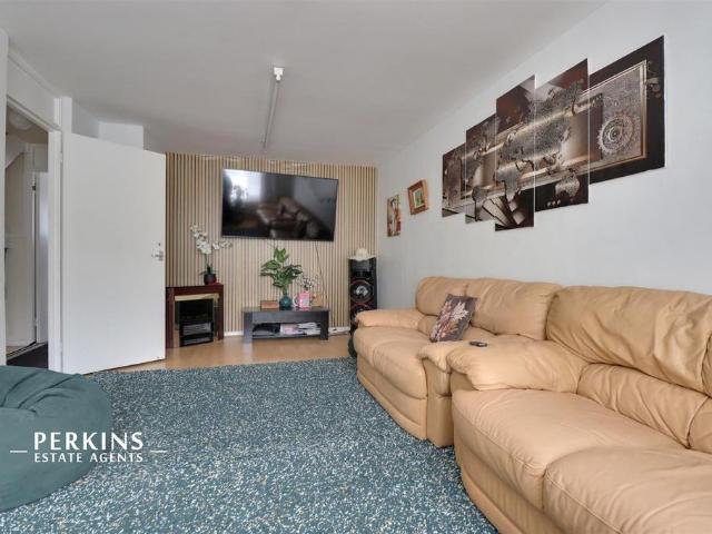 House for rent in London Borough of Ealing, Greenford