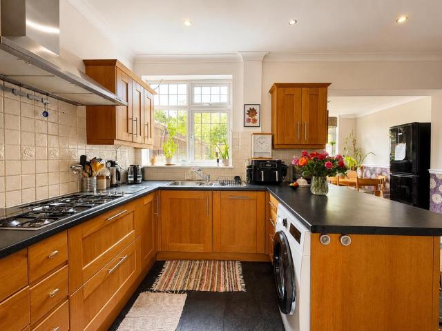 House for rent in Worcester Park, Greater London