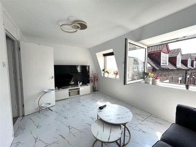 House for rent in Priddy's Hard, Middlecroft