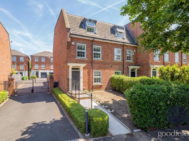 House for rent in Carshalton Beeches, Greater London