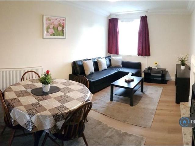 House for rent in London Borough of Lewisham, Lower Sydenham