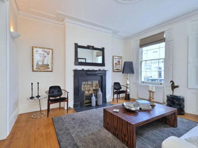 House for rent in Chalk Farm, Primrose Hill