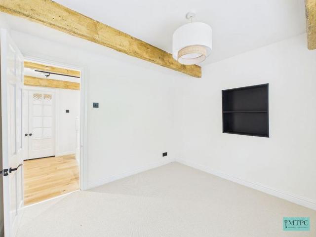 House for rent in Clapham, Greater London
