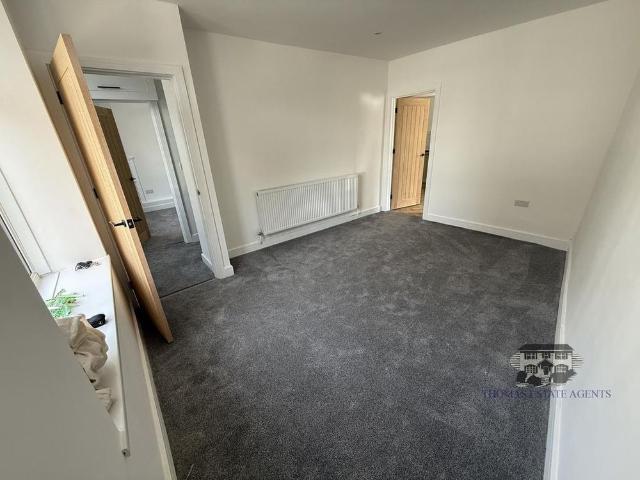 House for rent in Llwynypia, Wales