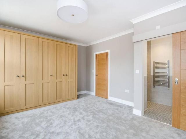 House for rent in London Borough of Merton, Merton Park